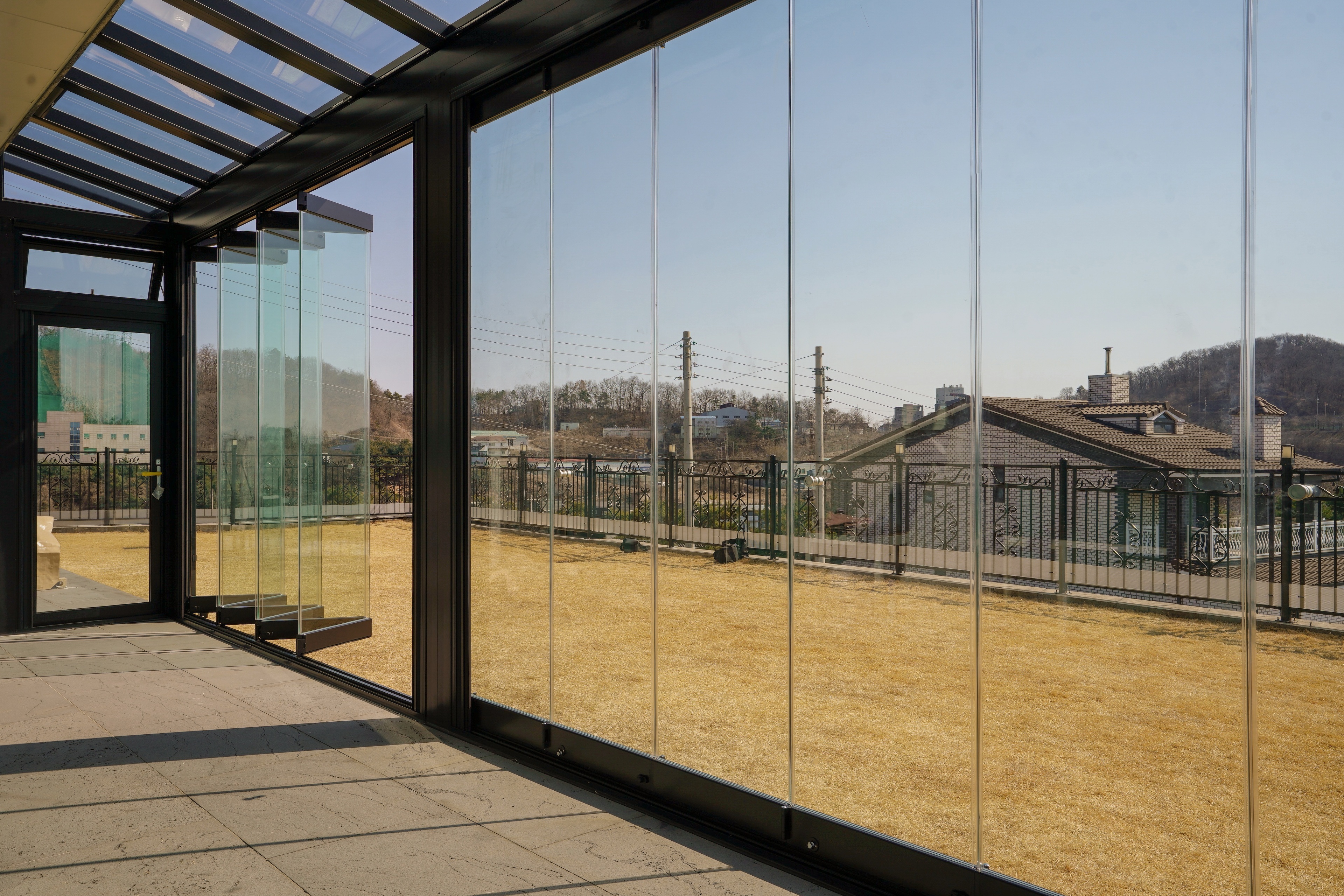 화성 전원주택 단지 테라스 바튼창호 썬룸 시공 