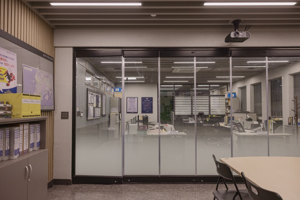 SBS 드라마 사마귀 : 살인자의 외출, 글라스폴딩도어 & 시스템창호